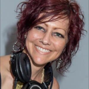 DJ Molly Parti