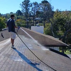 Roof-Cleaning-Service-Chattanooga