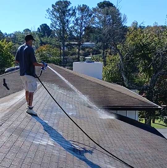 Roof-Cleaning-Service-Chattanooga